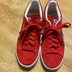Mint condition red Puma sneakers